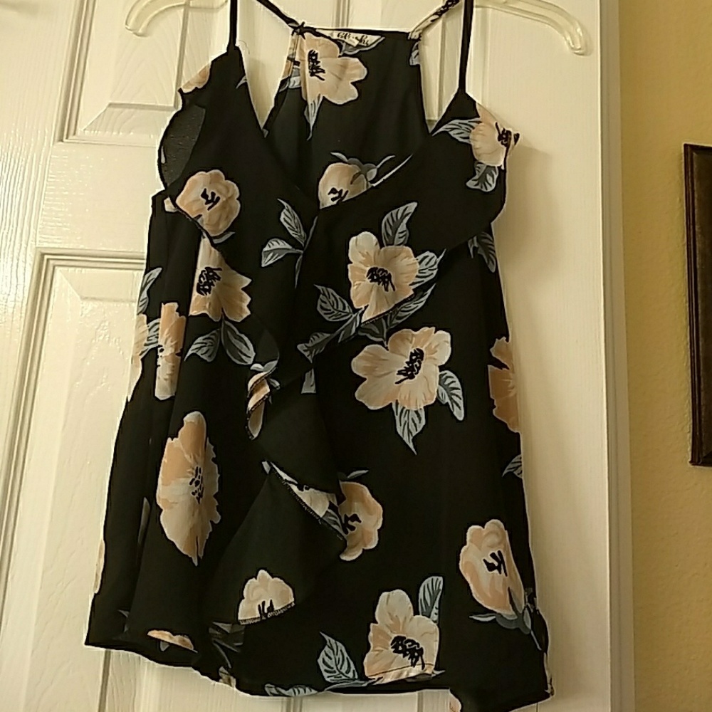 Super cute flower pattern blouse